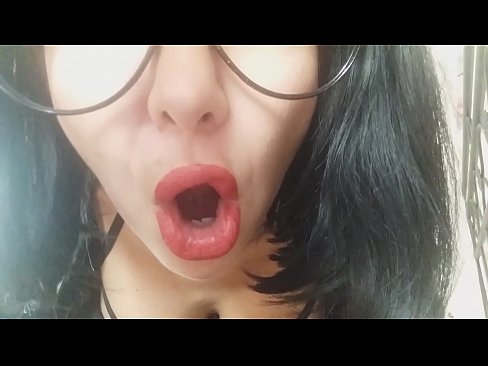 ❤️ ທີ່​ຮັກ, ແມ່​ລ້ຽງ​ຂອງ​ທ່ານ​ຈະ​ບໍ່​ໃຫ້​ທ່ານ​ໄປ​ໂຮງ​ຮຽນ​ມື້​ນີ້ ... ຂ້າ​ພະ​ເຈົ້າ​ຕ້ອງ​ການ​ທ່ານ​ຫຼາຍ​ເກີນ​ໄປ ... ❤️❌ ໜັງໂປ້ ຢູ່ພວກເຮົາ ❌